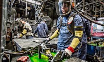 Ironhand® Exoskeleton Protects Foundry Workers